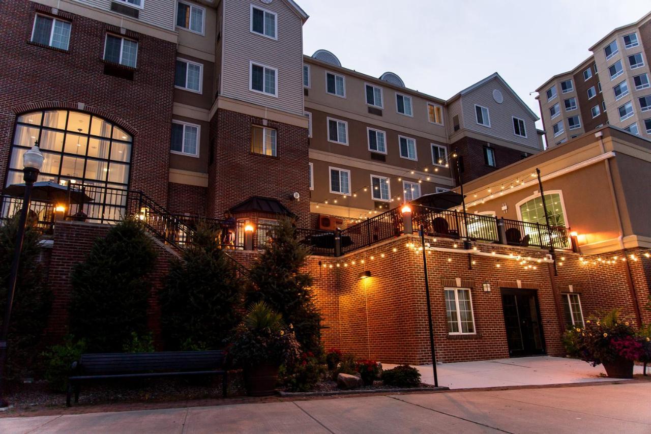 Staybridge Suites Rochester University By Ihg Экстерьер фото