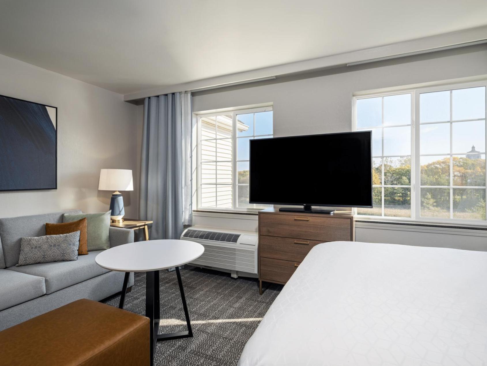 Staybridge Suites Rochester University By Ihg Экстерьер фото