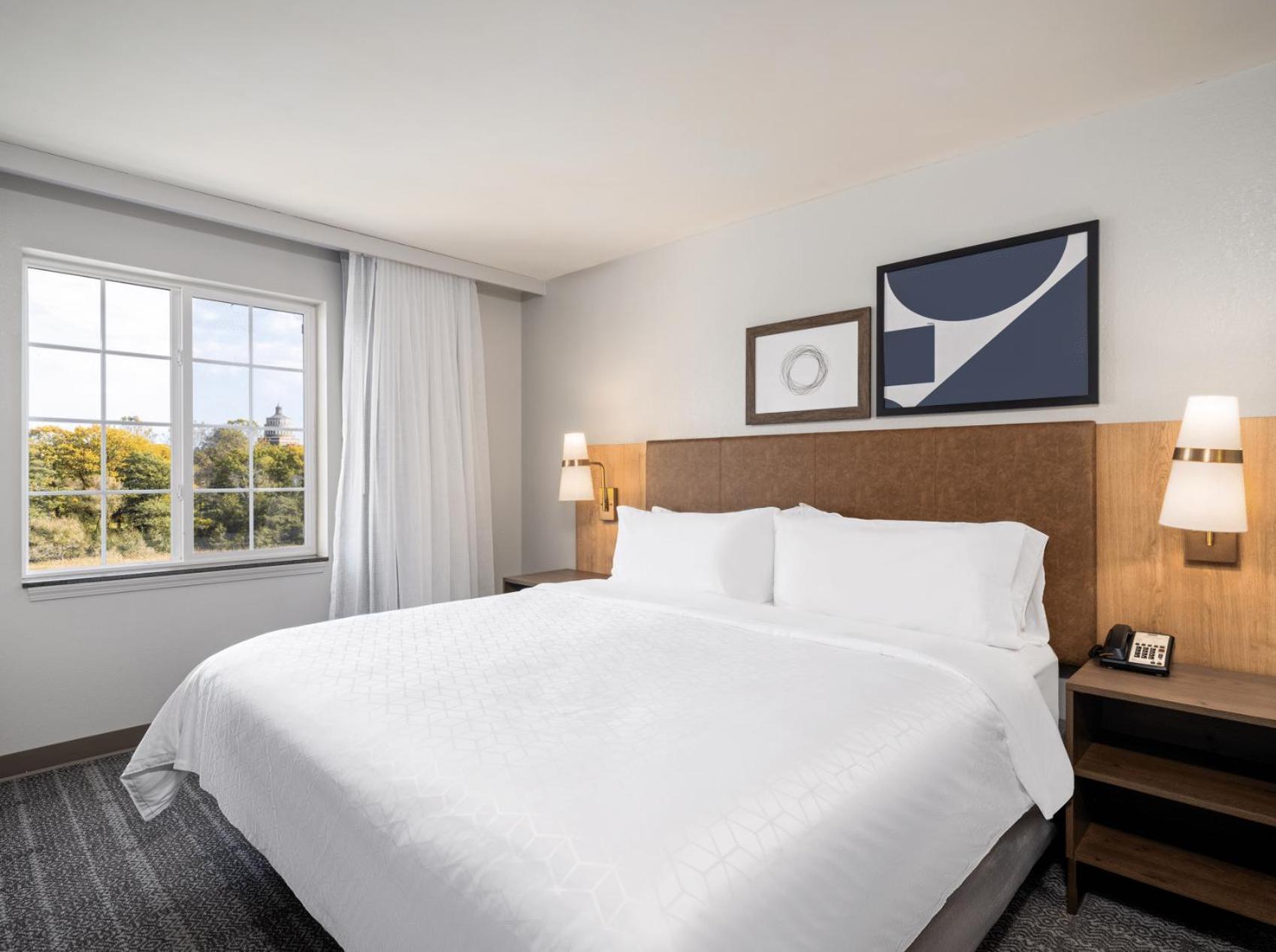 Staybridge Suites Rochester University By Ihg Экстерьер фото